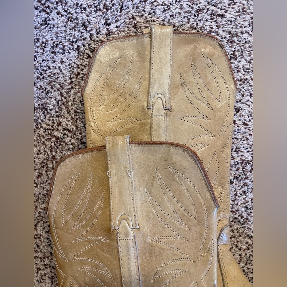 Vintage Miss Capezio boots western size 8 off white excellent vintage used cond - Picture 2 of 6